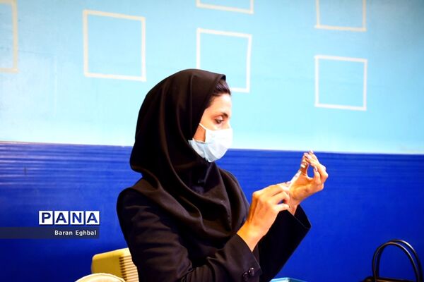 واکسیناسیون فرهنگیان در منطقه 4