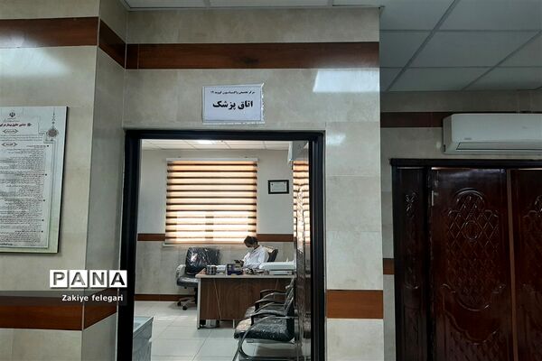 واکسیناسیون فرهنگیان آموزش و پرورش ناحیه دو بهارستان