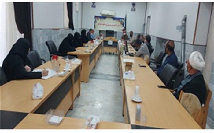برگزاری جلسه کانون بسیج فرهنگیان قم با موضوع «همکلاسی مهربان» و «دفاع مقدس»