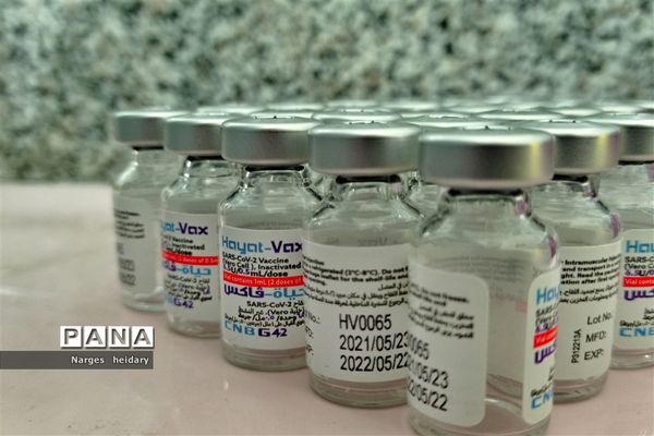 افتتاح دومین سالن  تجمیعی واکسن کرونا در مدرسه شهید رحیمی امیدیه