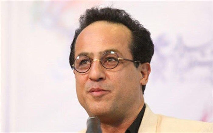 رامین راستاد در عمارت ارگ کلاه فرنگی بیرجند