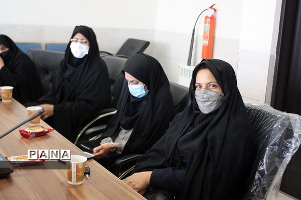 برگزاری شورای اداری آموزش و پرورش ابرکوه