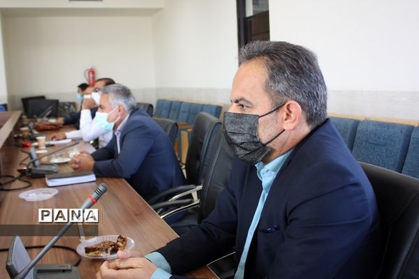 برگزاری شورای اداری آموزش و پرورش ابرکوه