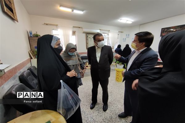 بازدید معاون آموزش متوسطه اداره کل آموزش و پرورش خراسان از مدارس کاشمر