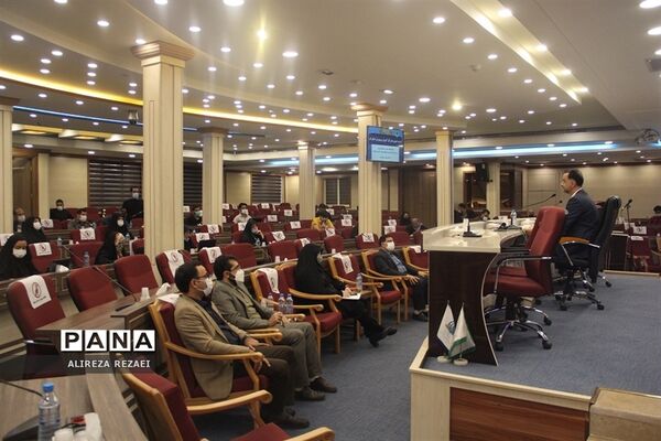 نشست خبری مدیرکل آموزش و پرورش استان قم