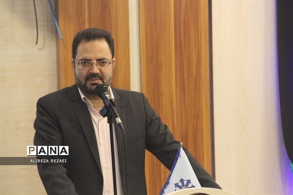 نشست خبری مدیرکل آموزش و پرورش استان قم