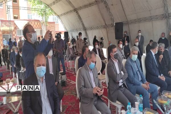آیین افتتاح متمرکز مجتمع های آموزشی قلم و رازی در البرز