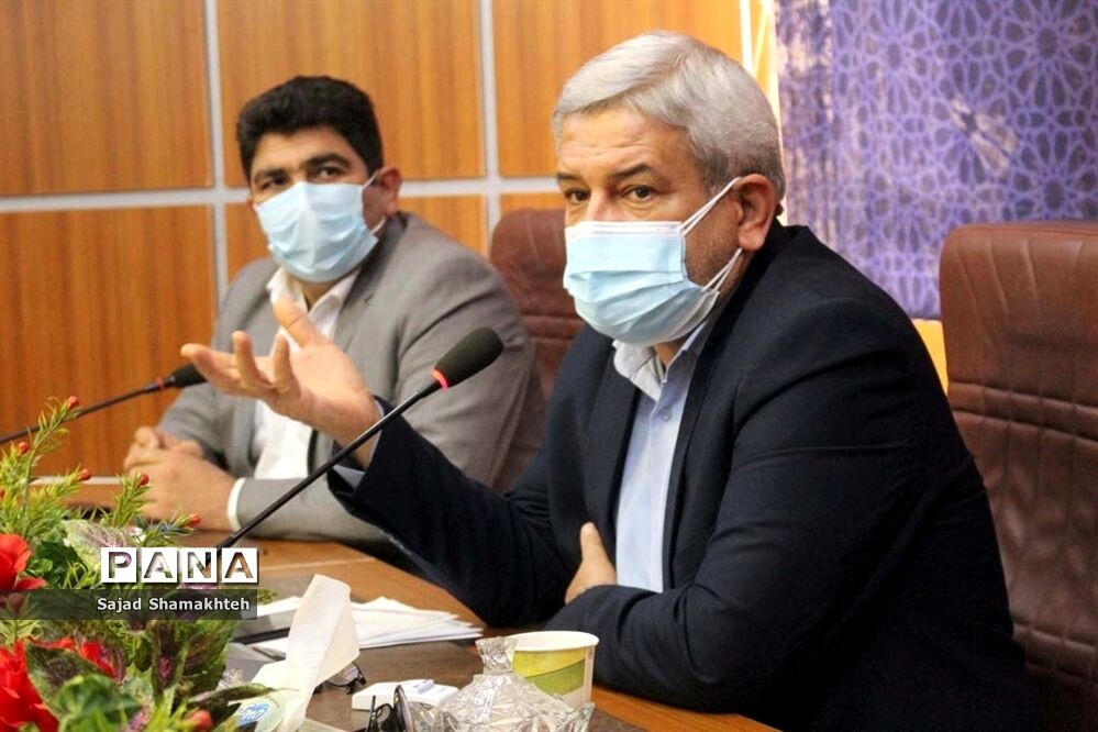 نشست هیات رئیسه مجلس دانش آموزی خوزستان با مدیرکل آموزش و پرورش