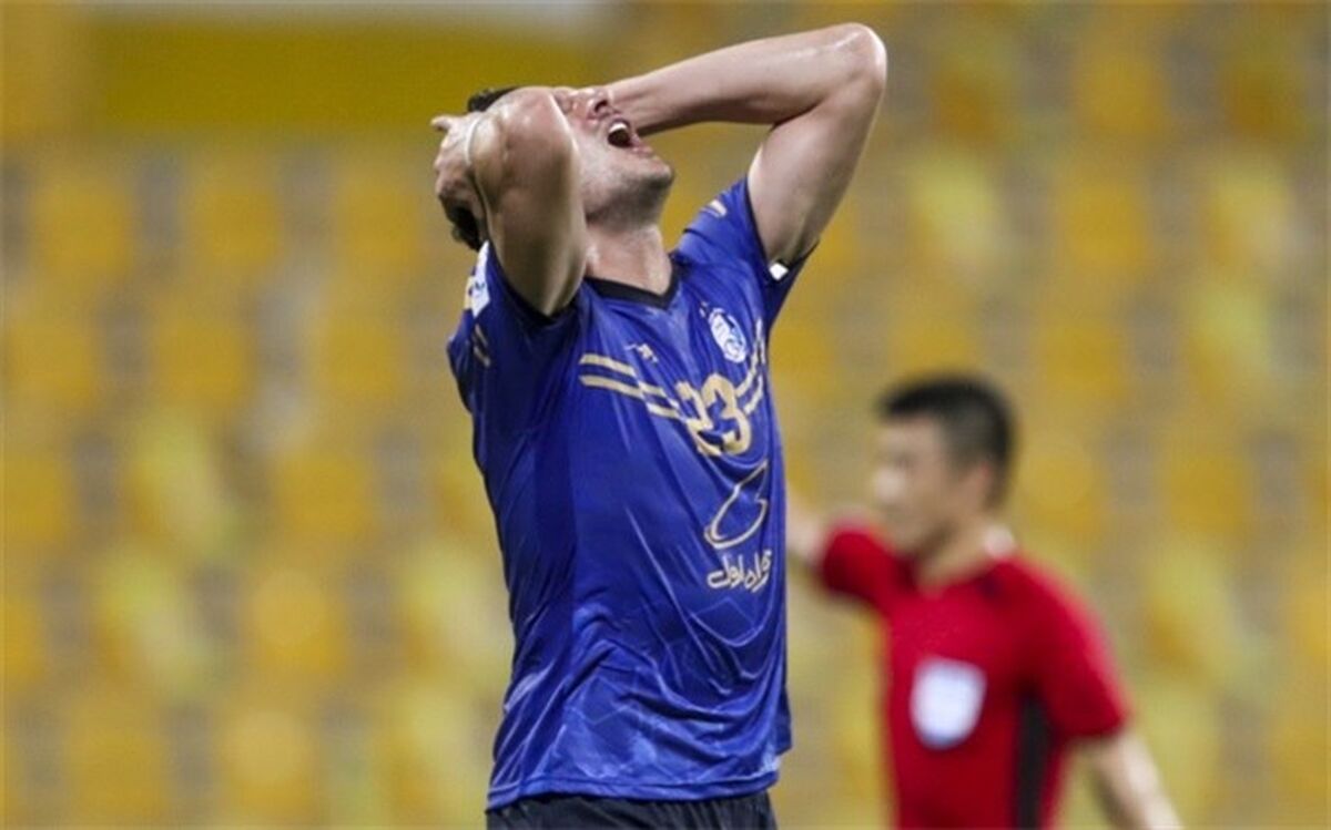 استقلال در لیگ برتر هم نتیجه نمی‌گیرد؛ الهلال فوق‌العاده نبود، استقلال ضعیف عمل کرد