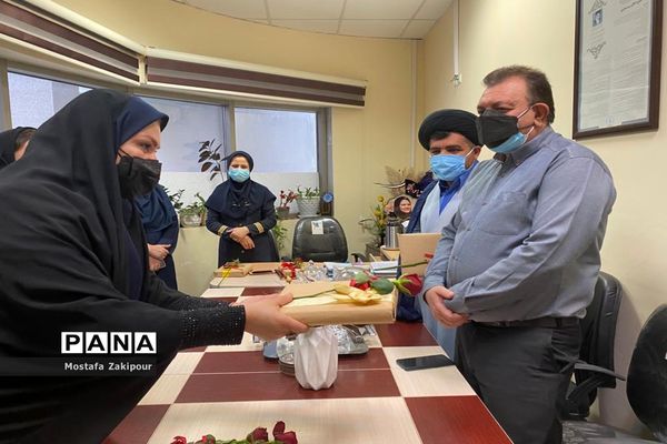 تقدیر از مدافعان سلامت مرکز آموزشی درمانی شهدای خلیج فارس