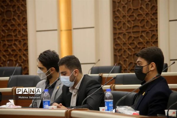 برگزاری مراسم معارفه دبیران مناطق کشور در اولین نشست هیئت رئیسه کنگره ملی بسیج دانش آموزی