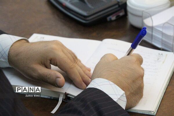 جلسه ستاد پشتیبانی سواد آموزی آذربایجان شرقی
