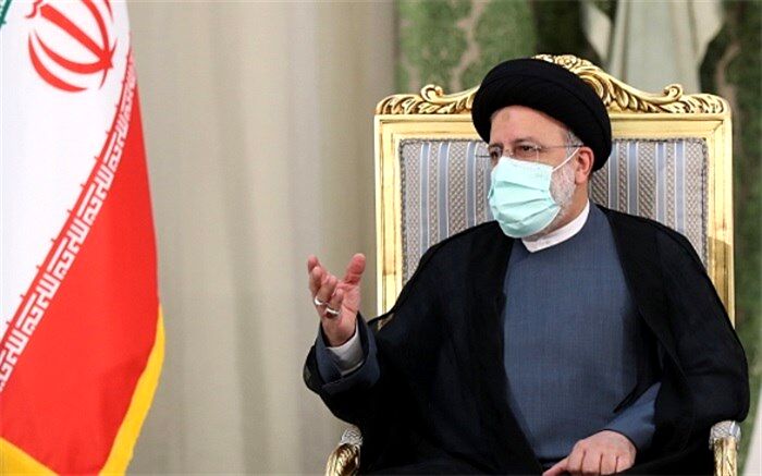 رئیسی: ارتباط با کشور‌های منطقه از اولویت‌های ایران است