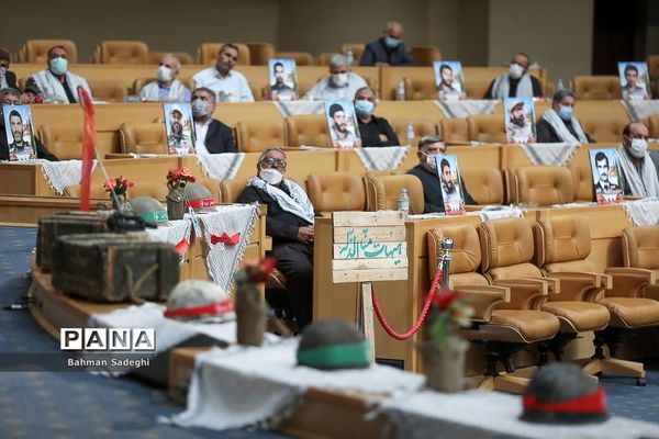 آیین تجلیل و تکریم  سراسری یک میلیون پیشکسوت دفاع مقدس و مقاومت
