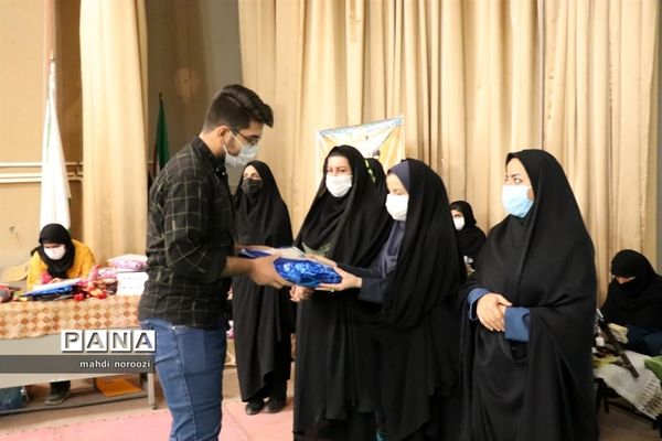 تجلیل از دانش‌آموزان برتر کانون‌های فرهنگی تربیتی، دارالقرآن‌ها، سازمان دانش آموزی  و خبرنگاران خبرگزاری پانا شهرستان شهرضا