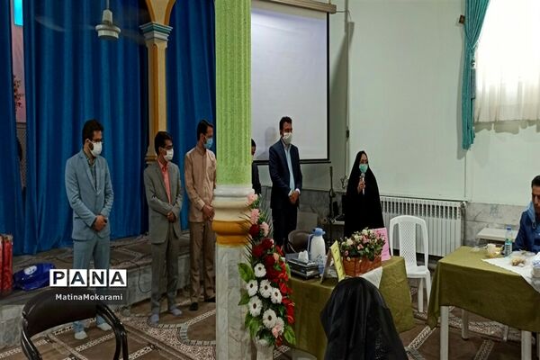 جلسه هم‌اندیشی مدیران متوسطه دوم کاشمر