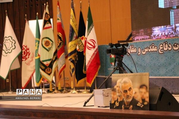 تجلیل از پیشکسوتان دفاع مقدس استان قم