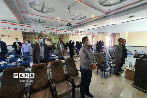 نشست تخصصی مدیران متوسطه در ناحیه یک بهارستان