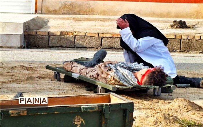 آغاز اجراهاى تئاتر خیابانى به مناسبت گرامیداشت هفته دفاع مقدس و ایام اربعین حسینی