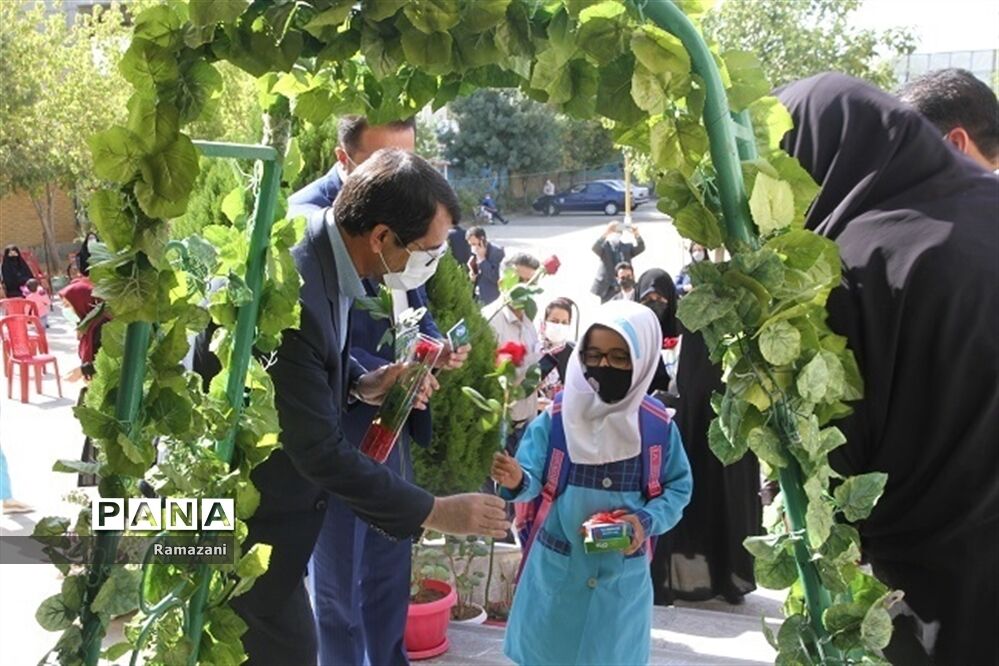 آیین نواختن زنگ شکوفه‌ها در خراسان شمالی