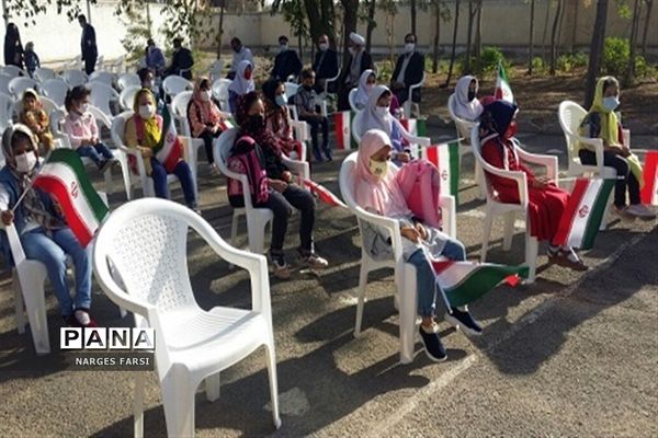 برپایی جشن شکوفه‌ها در دبستان کوثر شهرستان جعفرآباد قم