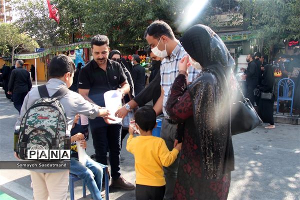 راهپیمایی عظیم جاماندگان اربعین حسینی(ع)