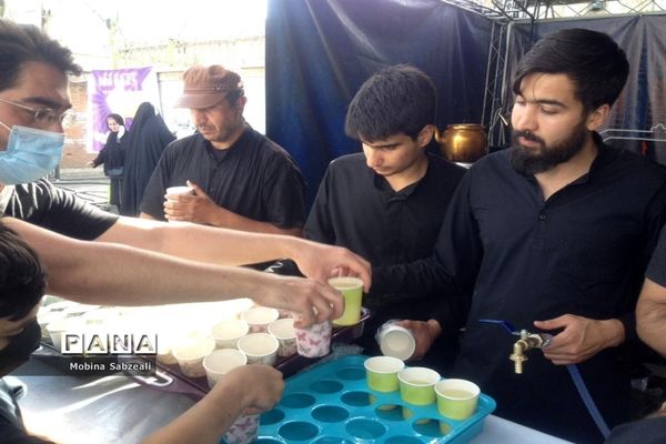 برپایی موکب جاماندگان کربلا در روز اربعین