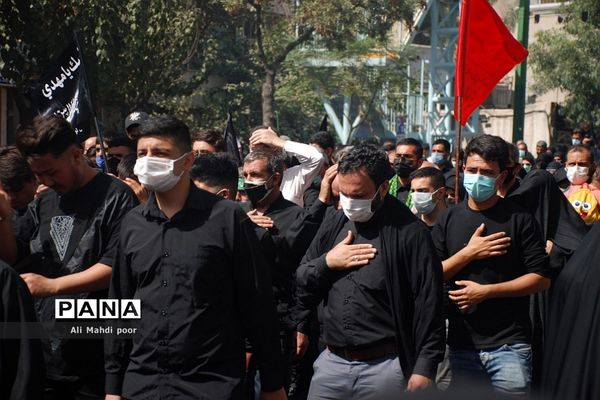 راهپیمایی جاماندگان اربعین حسینی درشهرستان ری