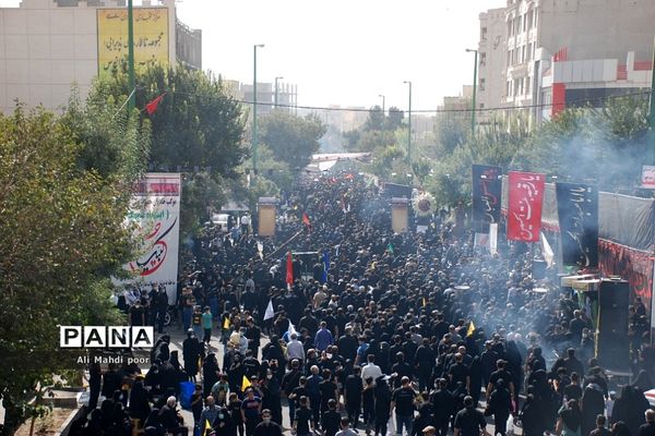 راهپیمایی جاماندگان اربعین حسینی درشهرستان ری