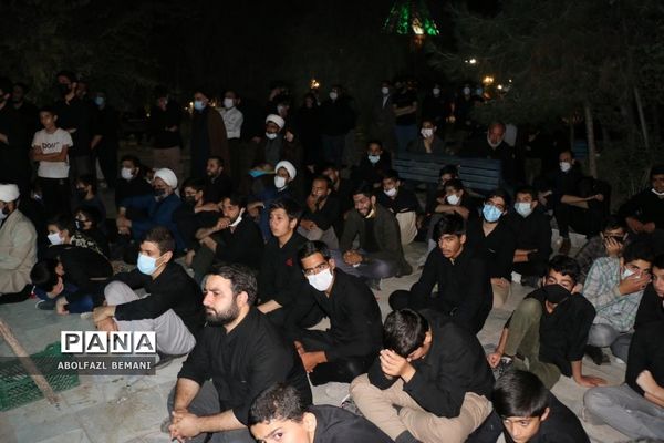 سومین برنامه شب‌های پرستاره در قم