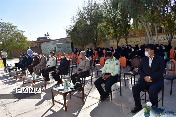 نواخته شدن زنگ مهر و مقاومت در مدارس شهرستان بهاباد