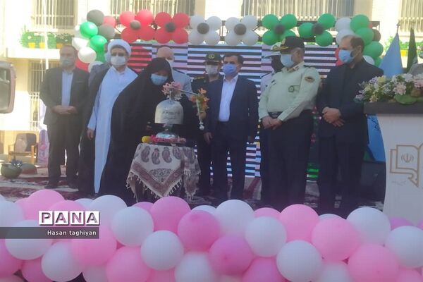 نواخته شدن زنگ بازگشایی مدارس استان اصفهان
