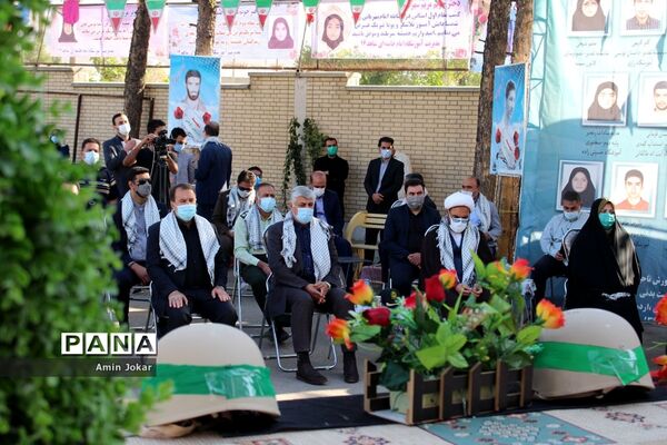 آیین نواختن زنگ آغاز سال تحصیلی در فارس