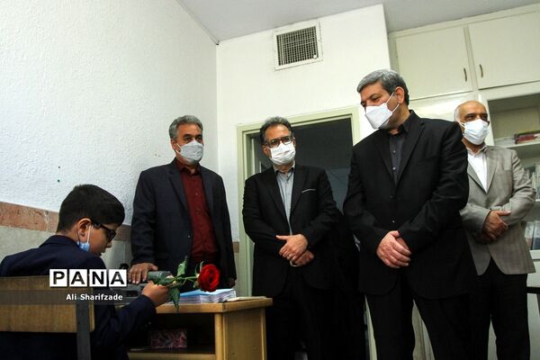 آیین آغاز سال تحصیلی جدید در مدرسه استثنایی شهید محبی