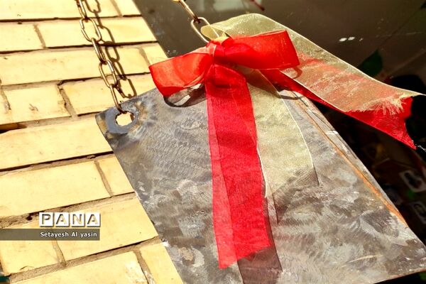 نواخته شدن زنگ مهر در دبیرستان راه زینب منطقه ۱۳ تهران