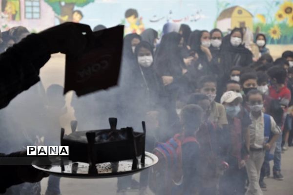 برگزاری جشن شکوفه ها در کاشان