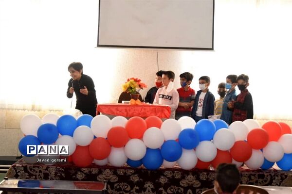 برگزاری جشن شکوفه ها در کاشان