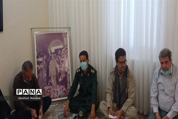 آیین تجلیل از خانواده شهدای کاشمری