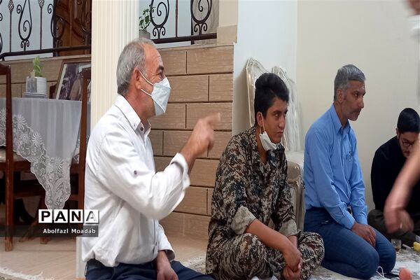 آیین تجلیل از خانواده شهدای کاشمری