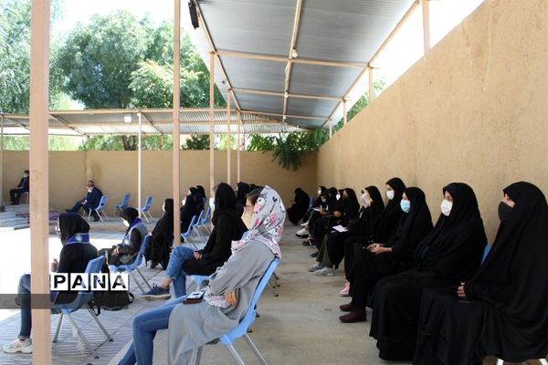 مراسم یادبود دانش آموز شهید علی لندی در شهرکرد