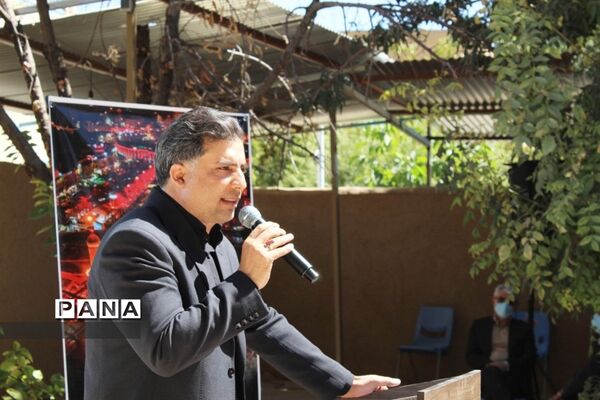 مراسم یادبود دانش آموز شهید علی لندی در شهرکرد