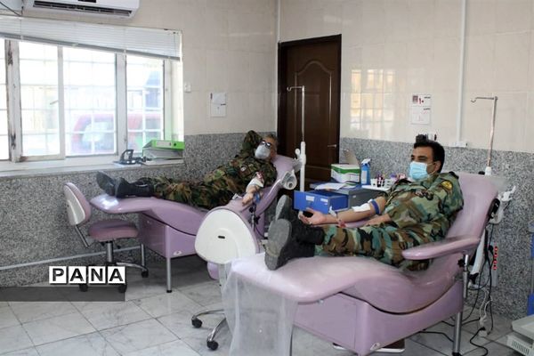 اهدا خون کارکنان مرکز آموزش ۰۴ امام رضا(ع) نزاجا