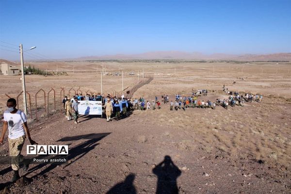 برگزاری همایش کوه‌پیمایی در مرکزآموزش ۰۴ امام رضا(ع) نزاجا به مناسبت هفته دفاع مقدس