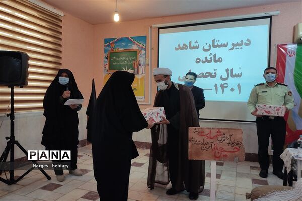 نواخته شدن زنگ ایثار و مقاومت در شهرستان امیدیه