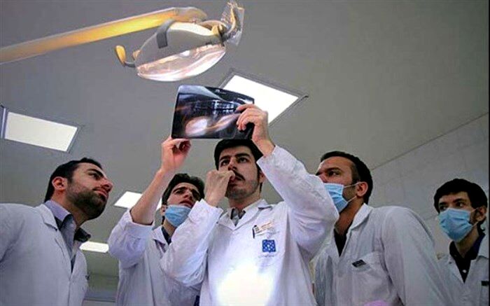 دانشگاه‌های علوم پزشکی از 15 مهر به طور کامل بازگشایی می‌شوند