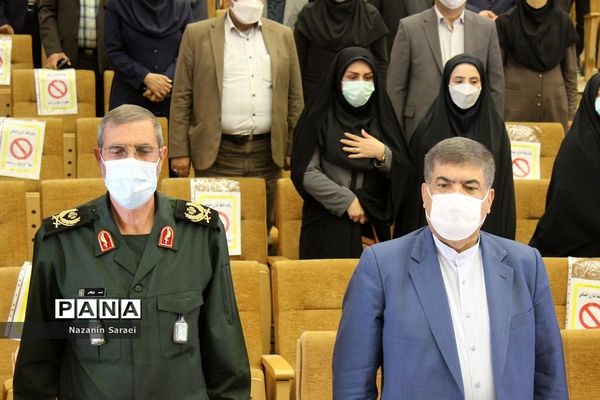 جلسه شورای اداری شهرستان اسلامشهر با محوریت گرامیداشت هفته دفاع مقدس