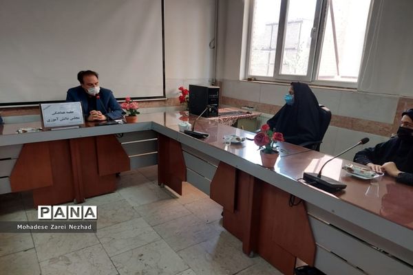 برگزاری جلسه هماهنگی با خبرنگاران پانا در شهرستان قرچک