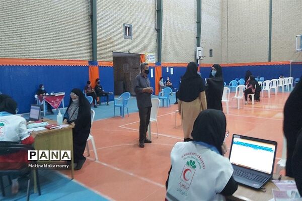 آغاز واکسینه دانش آموزان شهرستان کاشمر