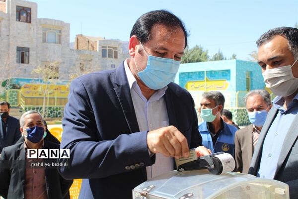 جشن عاطفه‌ها دردبستان علامه حلی شهرستان بیرجند