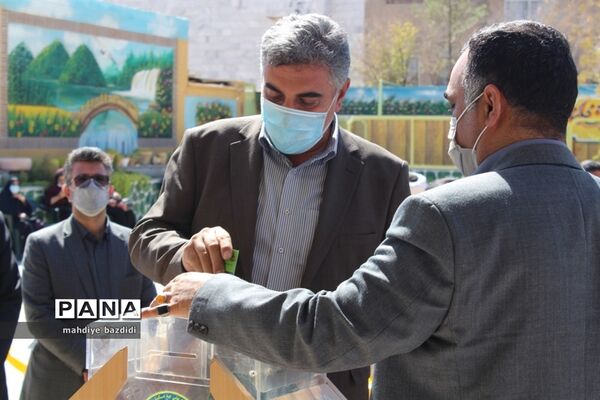 جشن عاطفه‌ها دردبستان علامه حلی شهرستان بیرجند
